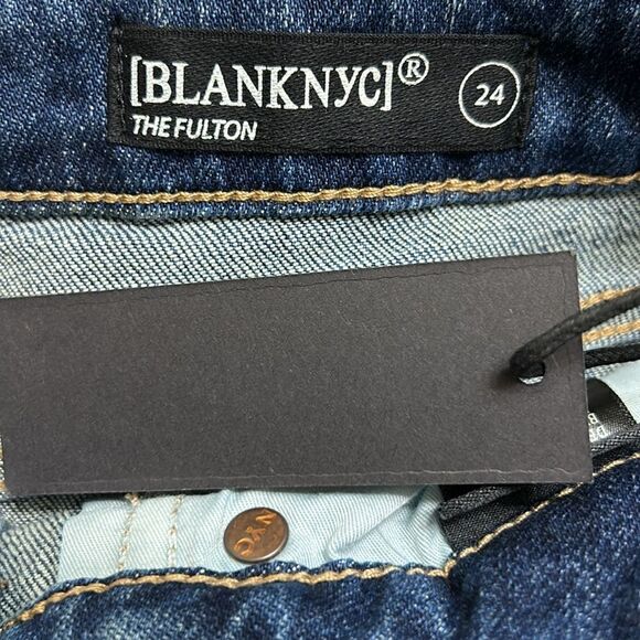 Blank NYC Fulton Roll up Distressed Denim Shorts(Size 24) - Picture 6 of 7